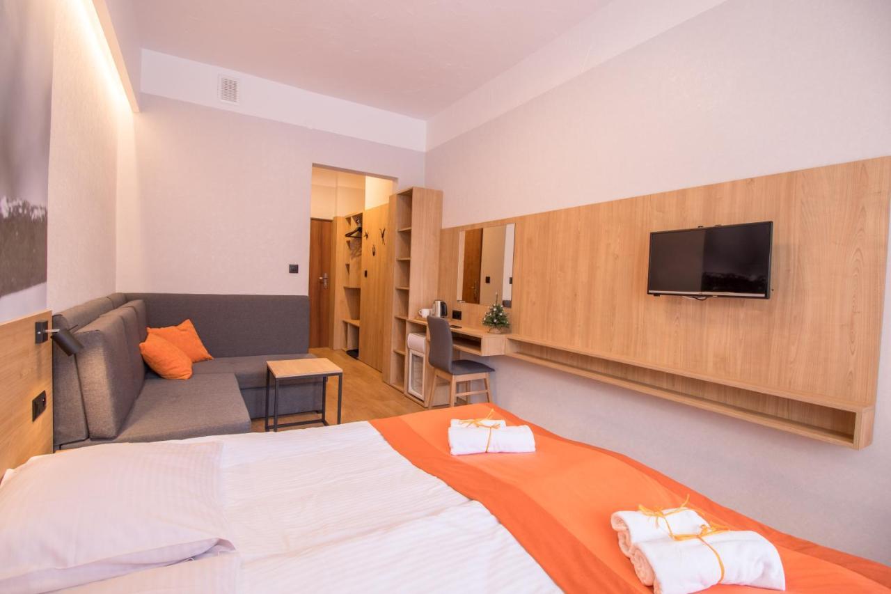 Hotel Osrodek Wypoczynkowy Iskra Piwniczna-Zdroj Esterno foto