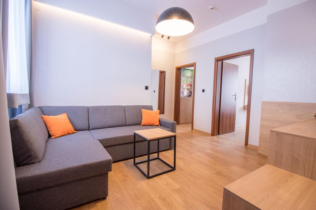 Hotel Osrodek Wypoczynkowy Iskra Piwniczna-Zdroj Esterno foto