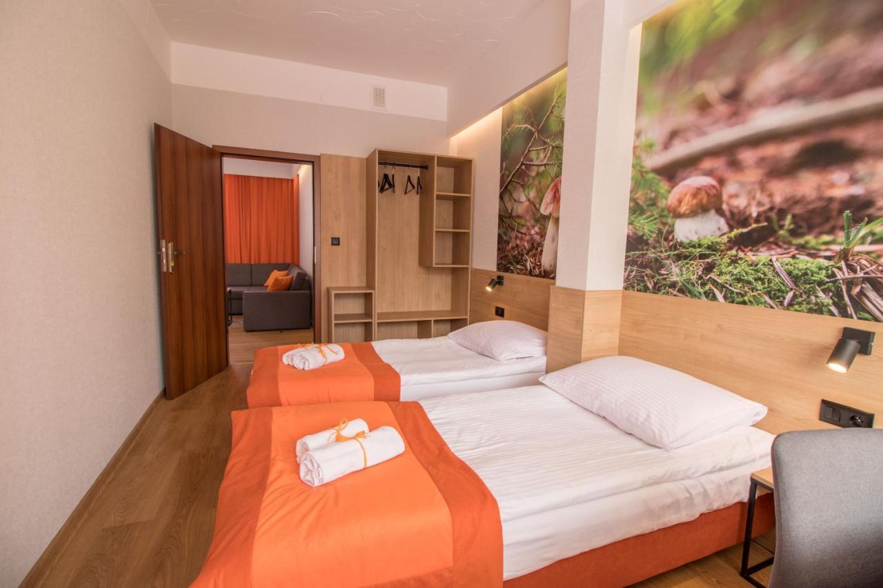 Hotel Osrodek Wypoczynkowy Iskra Piwniczna-Zdroj Esterno foto